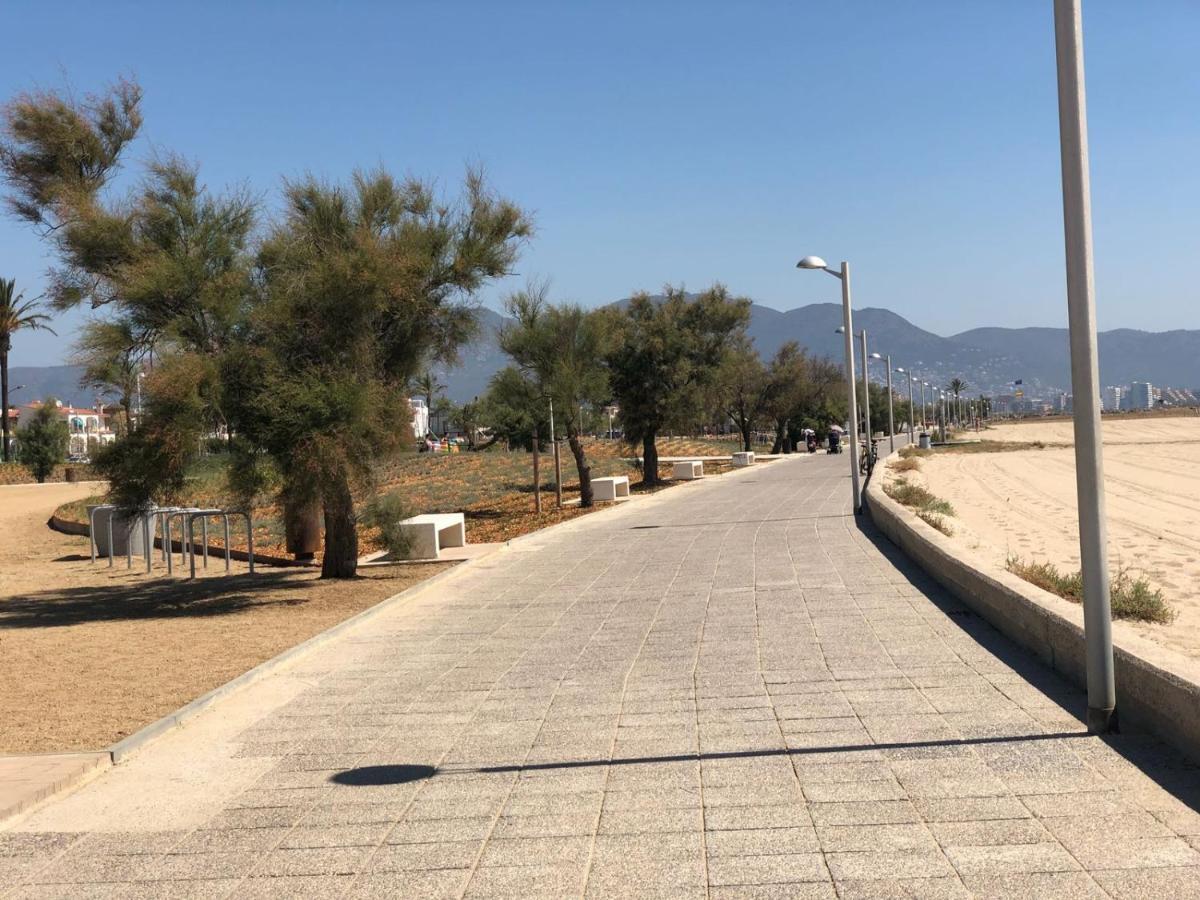 Vista Bahia 23 Empuriabrava Apartment ภายนอก รูปภาพ